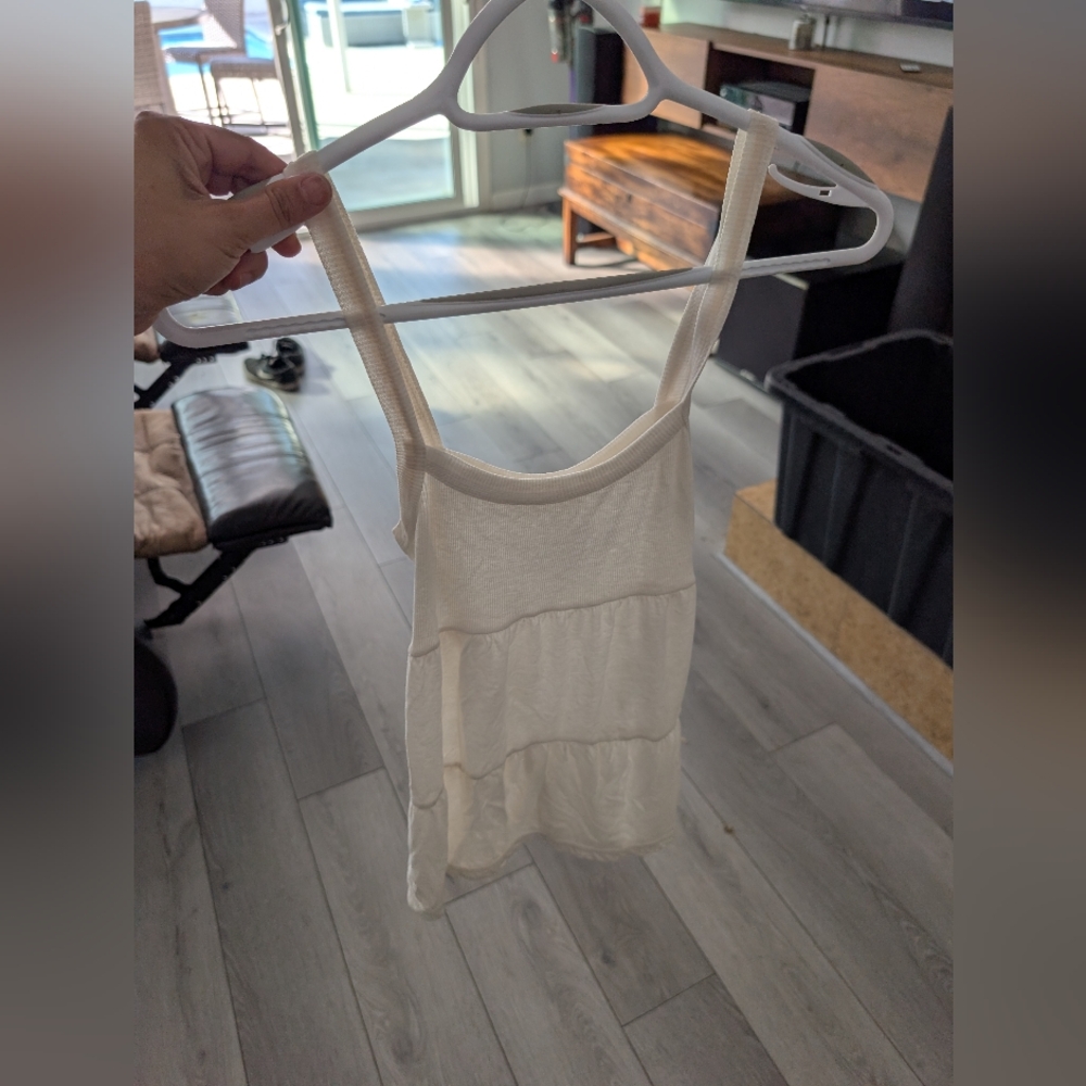 Chic Cream Sleeveless Camisole